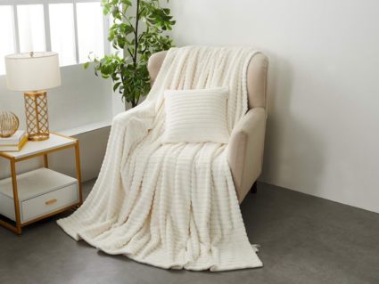 Покрывало Софи де Марко Орландо (молоко)